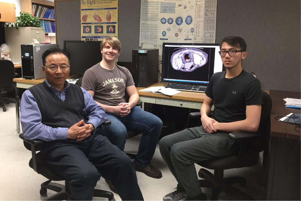 Kenneth Ng Receives University Undergraduate Recognition Award