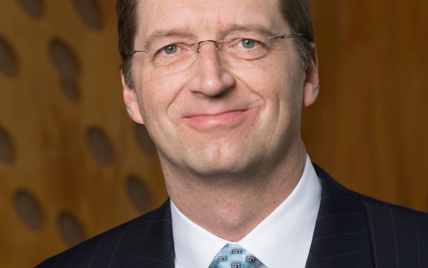 Shutterstock Distinguished Lecture: Super AI for Strategic Reasoning